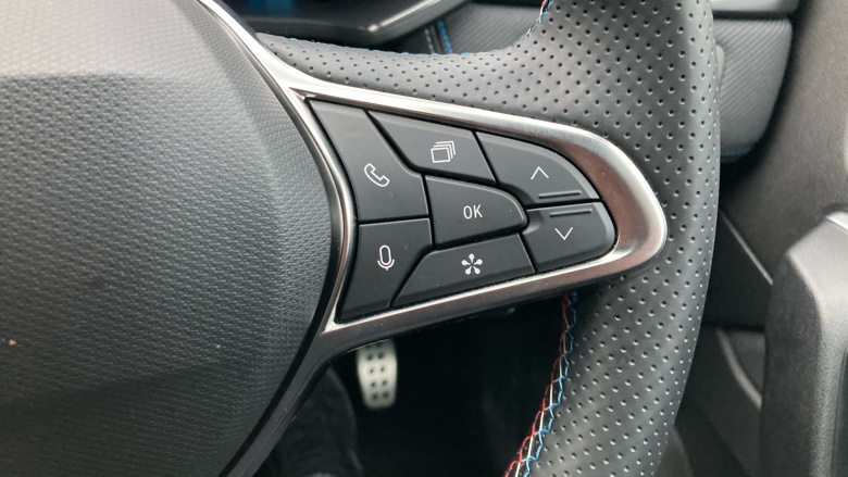 Renault Symbioz 1.6 E-Tech FHEV 145 Techno Esprit Alpine 5dr Auto Hybrid Estate